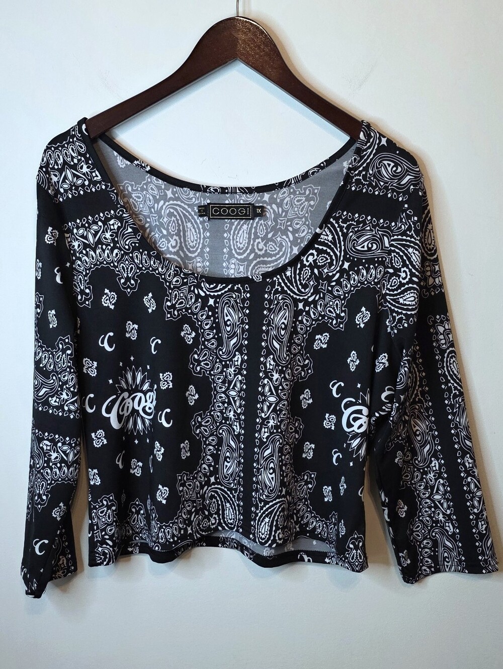 COOGI Black White Bandana Paisley Print Cropped Top Size 1X